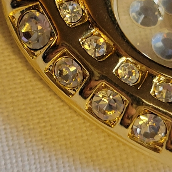 Nolan Miller Gold Tone Crystal Heart with Floating Crystals Pendant Enhancer - Picture 4 of 9